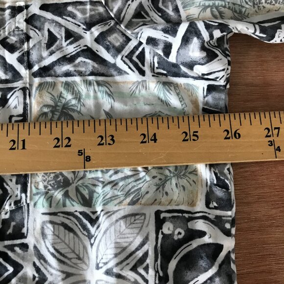 Bishop Street Hawaiian Shirt Men 2XL Gray Geometric Tribal Button Up Pocket - Picture 8 of 11